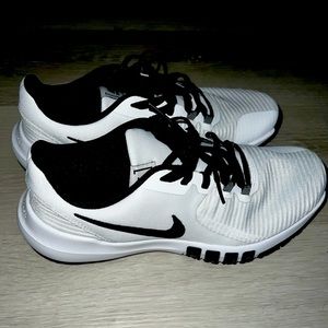 New Nike Flex Control TR4 Size 8 Mens